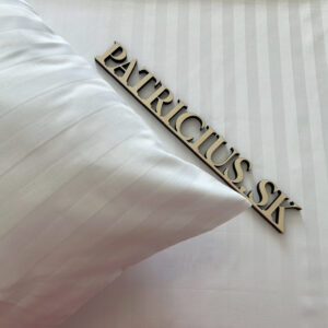 Damaškové obliečky Patricius biele 2cm prúžok